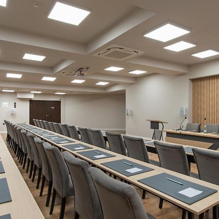 Casa Di Fiore Spa And Medical Hotel, Mineral Pools & Private Beach Kranevo Luaran gambar The meeting room of the European Economic and Social Committee