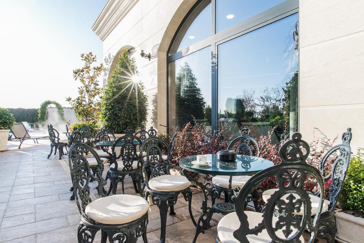 Casa Di Fiore Spa And Medical Hotel, Mineral Pools & Private Beach Kranevo Luaran gambar The Terrace at the Beverly Hills Hotel